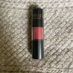 Manna Kadar Lip Whip